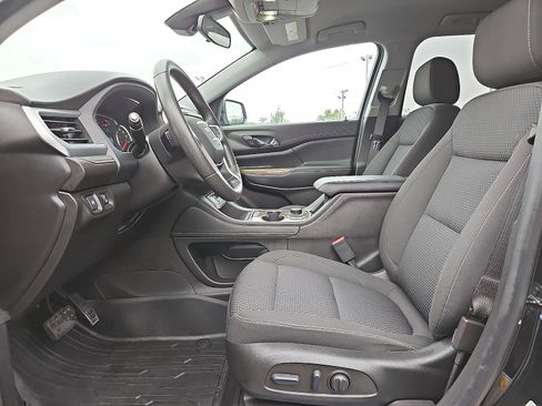 Certified 2022 GMC Acadia SLE w/ Driver Convenience Package image 13