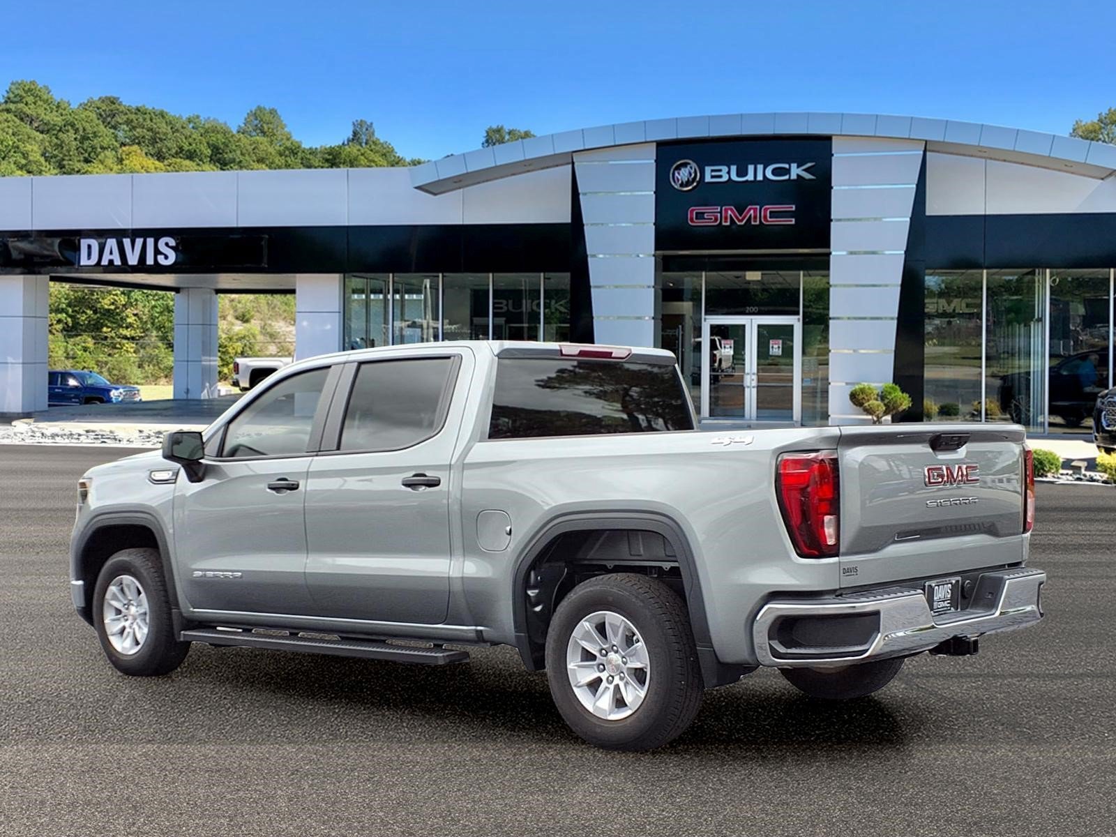 Used 2026 GMC Sierra 1500 Pro w/ Pro Value Package AWD/4WD image 3
