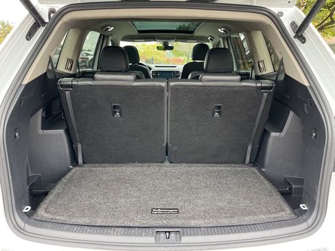 Used 2023 Volkswagen Atlas SEL R-Line image 13