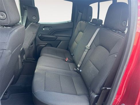 Used 2024 Chevrolet Colorado LT w/ LT Convenience Package image 13