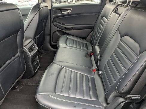 Used 2024 Ford Edge SEL image 25