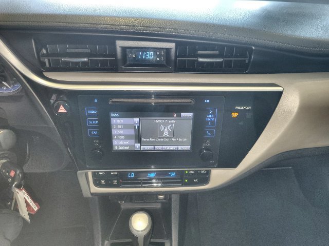Used 2017 Toyota Corolla LE FWD image 16