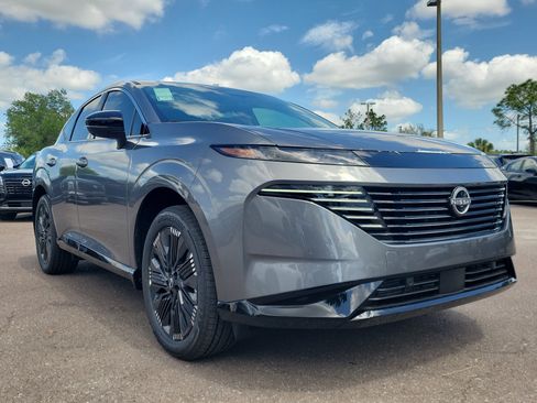 New 2026 Nissan Murano Platinum w/ Cargo Package AWD/4WD image 2