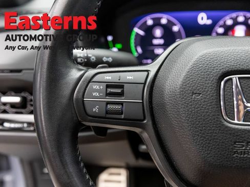 Used 2023 Honda Accord Sport image 15