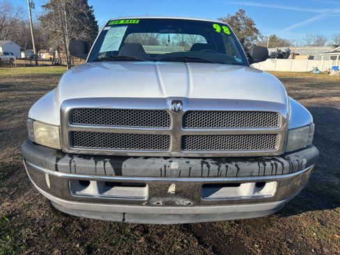 Used 1998 Dodge Ram 2500 Truck 4dr Quad Cab 139 WB HD 4WD image 2