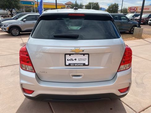Used 2020 Chevrolet Trax LS image 7