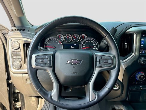 Used 2022 Chevrolet Silverado 1500 LT Trail Boss w/ Safety Package image 11