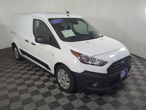 Used 2023 Ford Transit Connect XL image 2