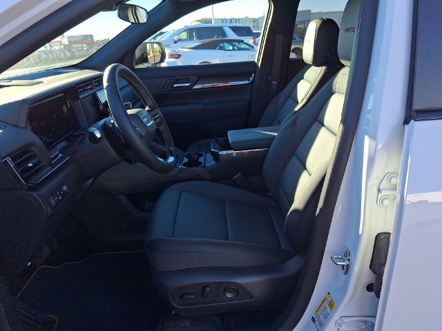 New 2027 GMC Terrain AT4 w/ Convenience Package III AWD/4WD image 10