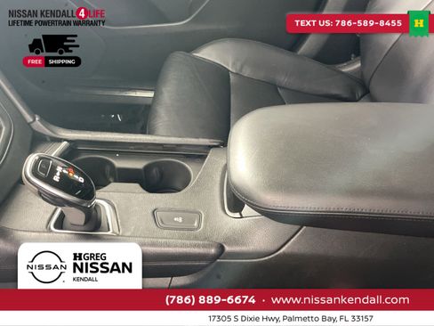 Used 2017 Cadillac XT5 Luxury image 24