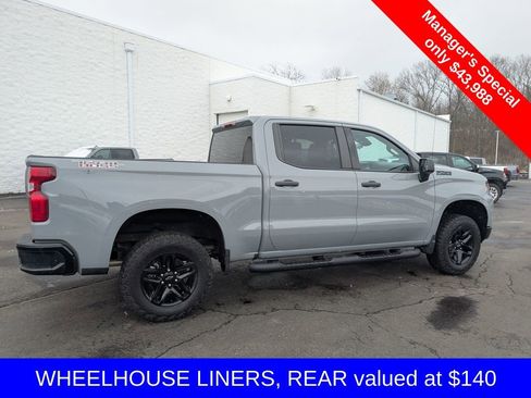 Used 2024 Chevrolet Silverado 1500 Custom Trail Boss w/ LPO, Dark Essentials Package image 9
