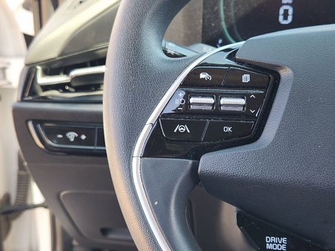 Used 2023 Kia Niro LX image 10