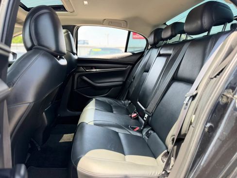 Used 2023 MAZDA MAZDA3 s FWD image 20