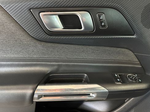 Used 2024 Ford Mustang Coupe RWD image 11