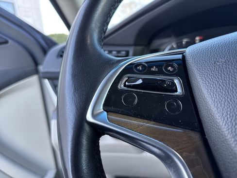 Used 2019 Cadillac Escalade Luxury image 21