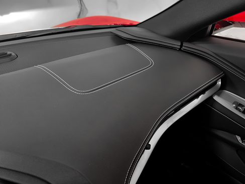 Used 2023 Chevrolet Corvette Stingray Coupe w/ Z51 Performance Package RWD image 23