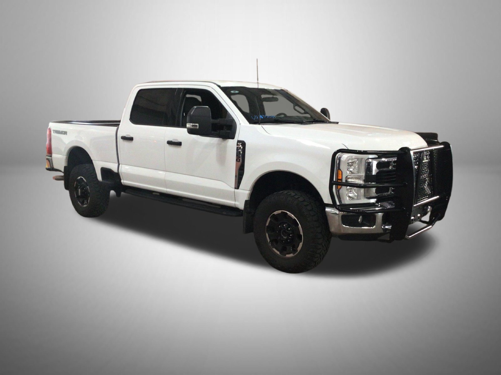 Used 2025 Ford F350 XLT w/ Tremor Off-Road Package AWD/4WD image 5