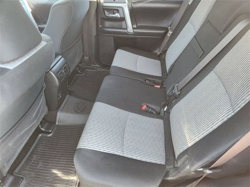 Certified 2018 Toyota 4Runner SR5 image 19