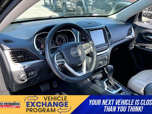 Used 2015 Jeep Cherokee Limited AWD/4WD image 11