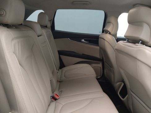 Used 2016 Lincoln MKX Select w/ Select Plus Package image 19