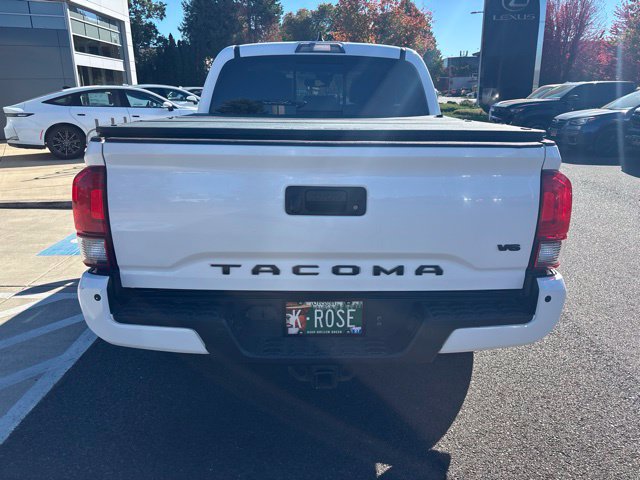 Used 2019 Toyota Tacoma TRD Off-Road w/ TRD Premium Off Road Package AWD/4WD image 8