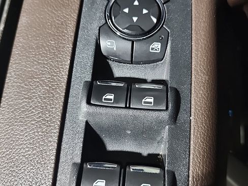 Used 2018 Ford F150 King Ranch w/ Equipment Group 601A Luxury image 17