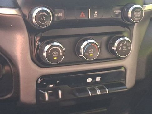 Used 2024 RAM 3500 Big Horn image 15