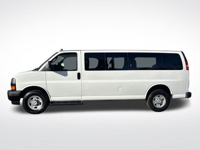Used 2023 Chevrolet Express 3500 LS RWD image 6