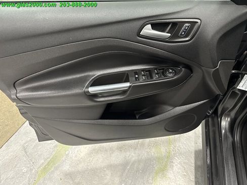 Used 2016 Ford C-MAX SE image 16