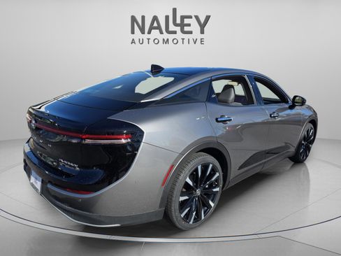 Used 2023 Toyota Crown Platinum image 5