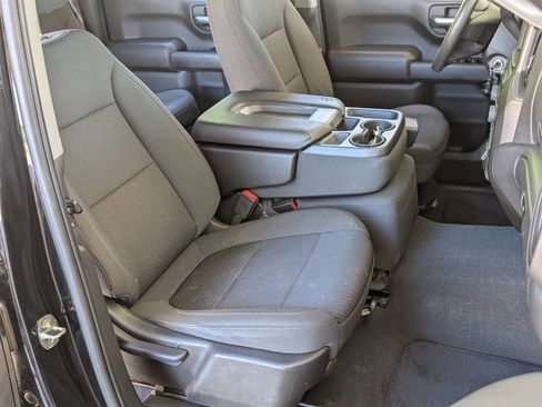 Used 2022 Chevrolet Silverado 1500 Custom image 20