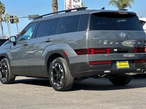 Certified 2025 Hyundai Santa Fe SEL image 6