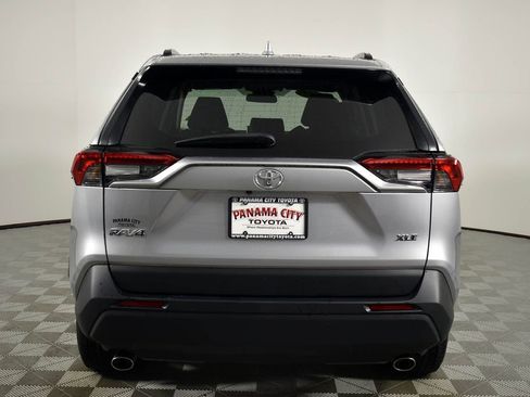 Used 2023 Toyota RAV4 XLE w/ Convenience Package image 6