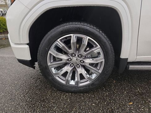 Certified 2025 GMC Sierra 1500 Denali image 40