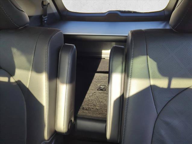 Certified 2021 Toyota Highlander Platinum AWD/4WD image 9