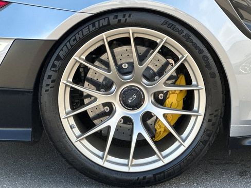 Used 2018 Porsche 911 GT2 RS image 41