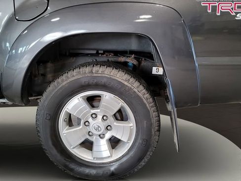 Used 2012 Toyota Tacoma 4x4 Double Cab w/ TRD Sport Pkg image 23