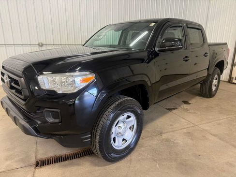 Certified 2023 Toyota Tacoma SR AWD/4WD image 6