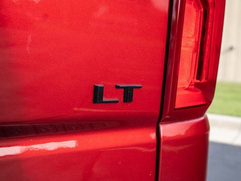 Used 2021 Chevrolet Silverado 1500 LT Trail Boss w/ Bed Protection Package image 11