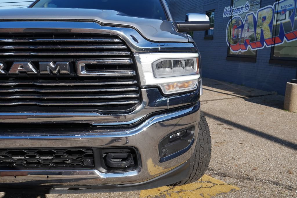 Used 2022 RAM 2500 Laramie AWD/4WD image 2