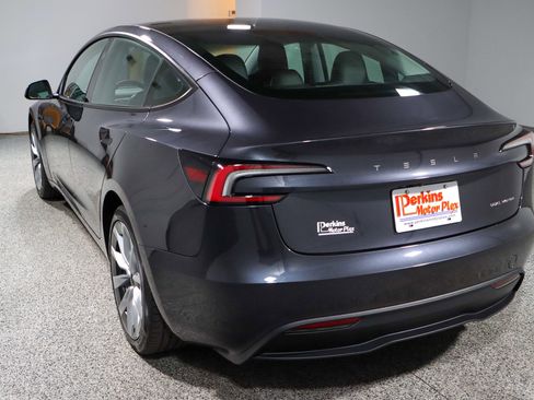 Used 2024 Tesla Model 3 Long Range image 9