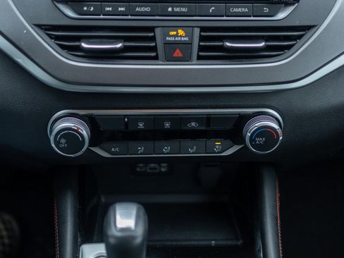 Used 2024 Nissan Altima 2.5 SR image 5