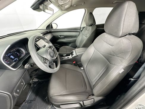 Used 2023 Hyundai Tucson SE FWD image 19
