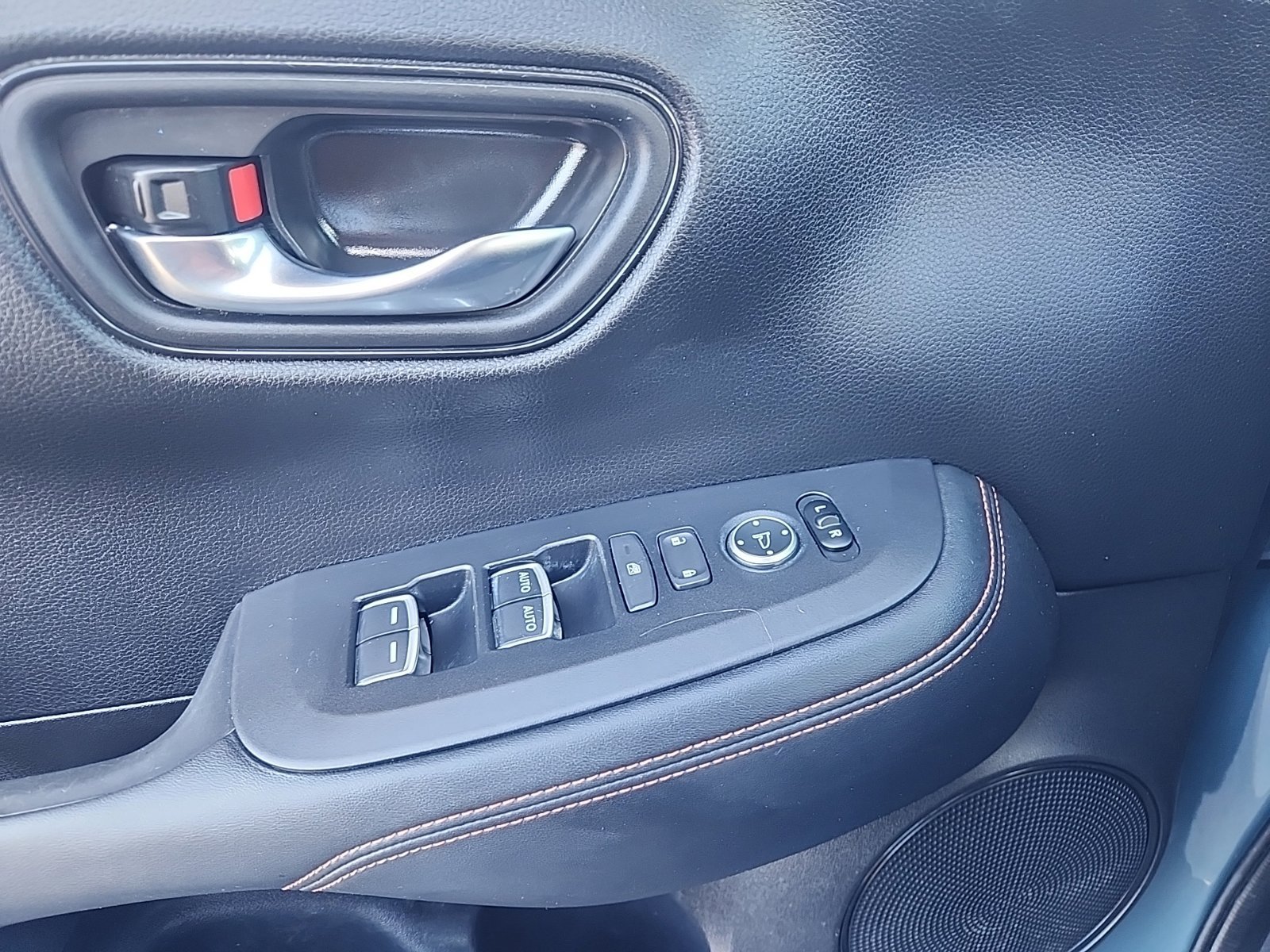Used 2024 Honda HR-V Sport image 28
