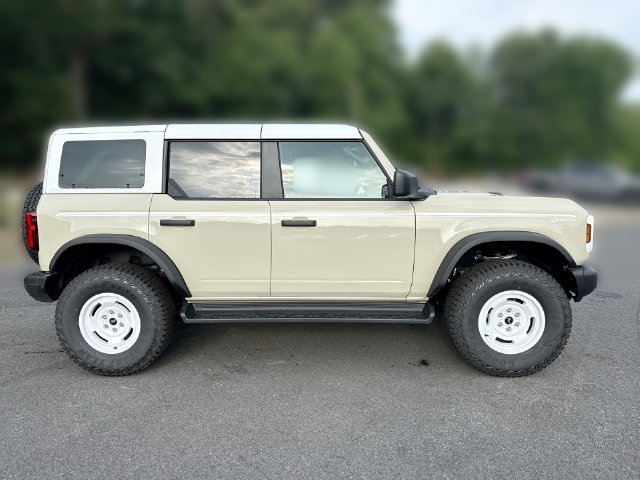 New 2026 Ford Bronco Heritage Edition AWD/4WD image 9