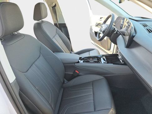 New 2026 Audi Q3 quattro 2.0T AWD/4WD image 10