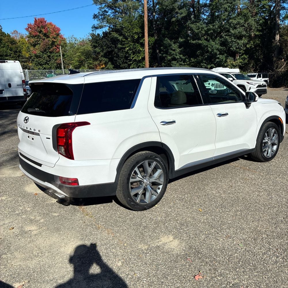 Used 2021 Hyundai Palisade SEL w/ Premium Package AWD/4WD image 3