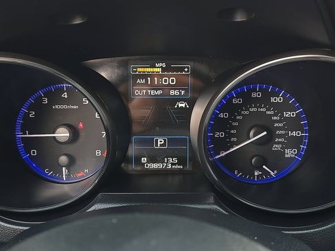 Used 2018 Subaru Outback 3.6R Touring AWD/4WD image 19
