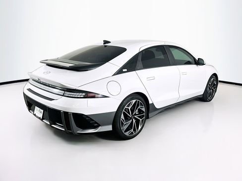 Used 2023 Hyundai Ioniq 6 SEL RWD image 9