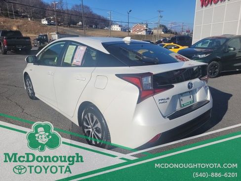 Certified 2022 Toyota Prius LE image 8